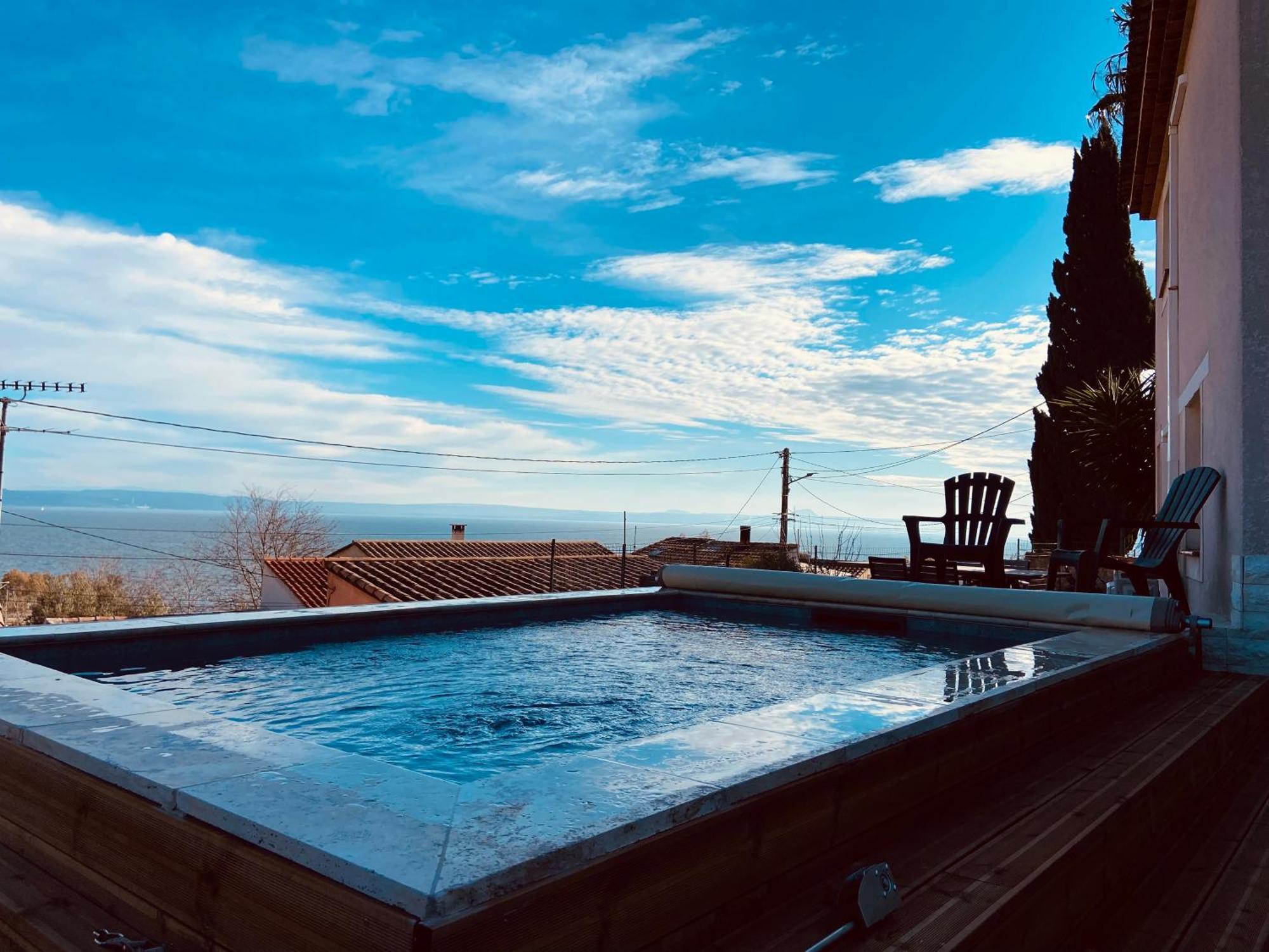 Apartment Petite Maison Avec Acces Piscine Et Jacuzzi Chauffee